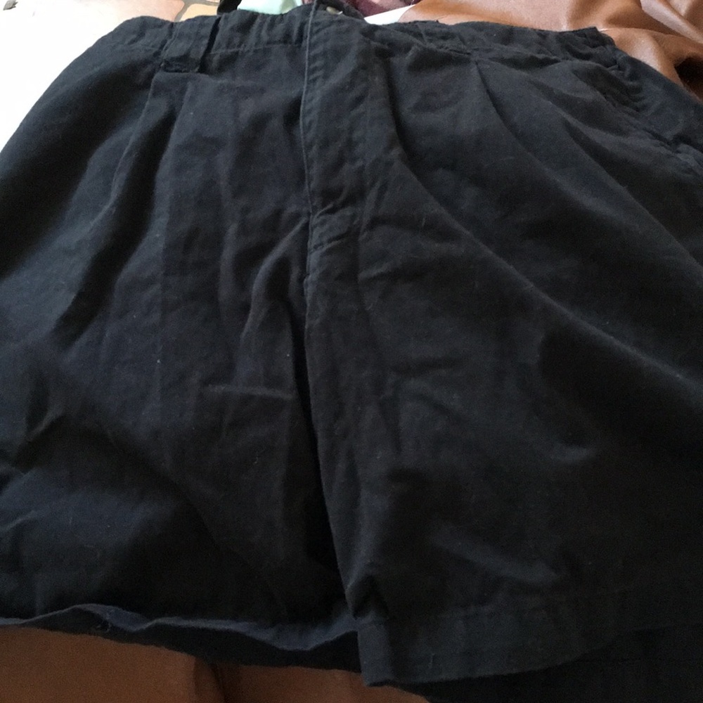 FINAL MARKDOWN Ladies’ White Stag Shorts (18W)